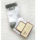 babyGap品牌灰白童襪